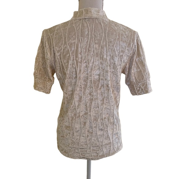THML Cream Velvet Textured Short Sleeve Mock Neck Top L - Picture 6 of 10